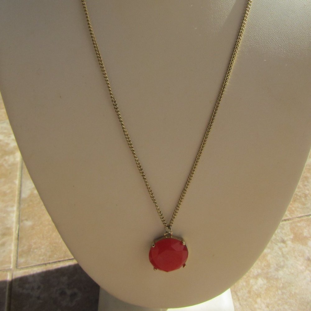 🤑3/$15 Synthetic 3/4-inch Red Stone Amulet Pendant Necklace